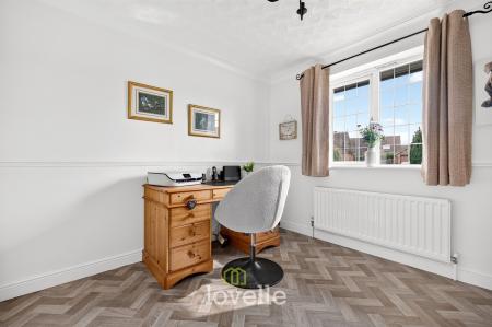 5 bedroom Detached house for sale in Burnham Reach, Cleethorpes, DN35
