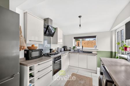 3 bedroom End of terrace house for sale in Pelham Road, Cleethorpes, DN35