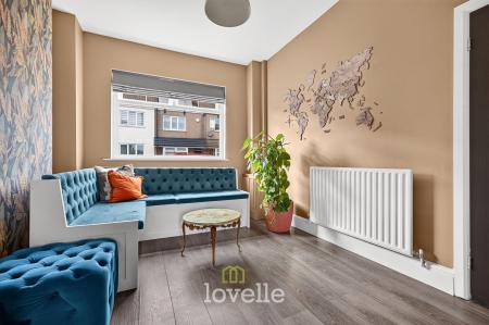 3 bedroom End of terrace house for sale in Pelham Road, Cleethorpes, DN35