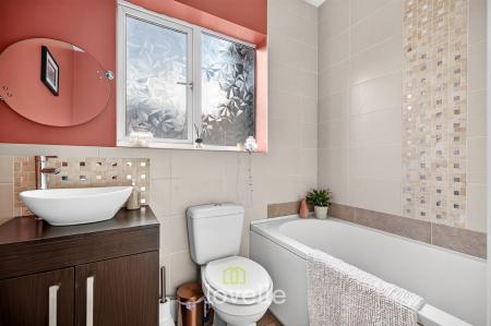 3 bedroom End of terrace house for sale in Pelham Road, Cleethorpes, DN35