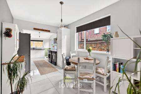 3 bedroom End of terrace house for sale in Pelham Road, Cleethorpes, DN35