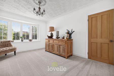 3 bedroom Semi-detached house for sale in Brampton Way, Cleethorpes, DN35
