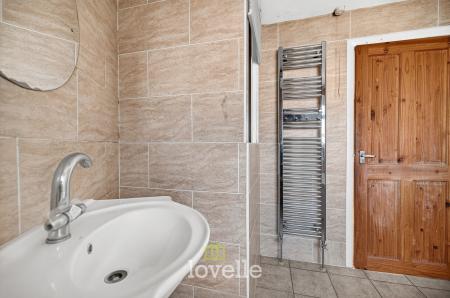 1 bedroom End of terrace house for sale in Bursar Street, Cleethorpes, DN35
