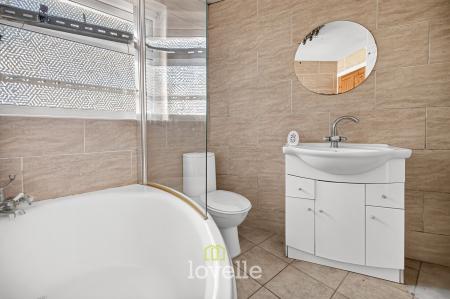 1 bedroom End of terrace house for sale in Bursar Street, Cleethorpes, DN35