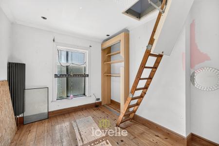 1 bedroom End of terrace house for sale in Bursar Street, Cleethorpes, DN35