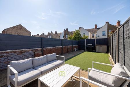 3 bedroom Terraced House for sale in Manchester Street, Cleethorpes, DN35