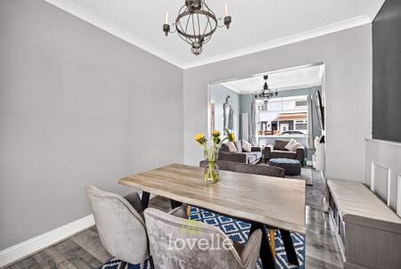 3 bedroom Terraced House for sale in Manchester Street, Cleethorpes, DN35