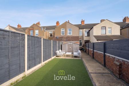 3 bedroom Terraced House for sale in Manchester Street, Cleethorpes, DN35
