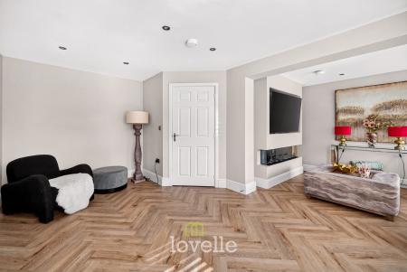3 bedroom Detached house for sale in Eagle Drive, Humberston, DN36