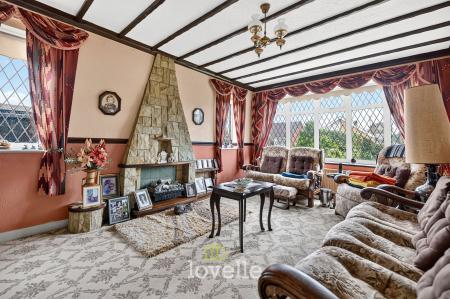 3 bedroom Detached bungalow for sale in St. Thomas Close, Humberston, DN36