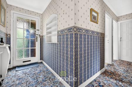 3 bedroom Detached bungalow for sale in St. Thomas Close, Humberston, DN36