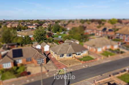 3 bedroom Bungalow for sale in Philip Avenue, Cleethorpes, DN35