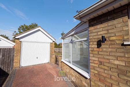 3 bedroom Bungalow for sale in Philip Avenue, Cleethorpes, DN35