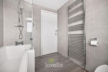 3 bedroom Detached house for sale in Woodfield Close, Humberston, DN36