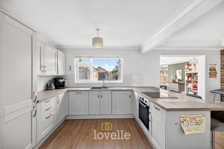 3 bedroom Detached house for sale in Woodfield Close, Humberston, DN36