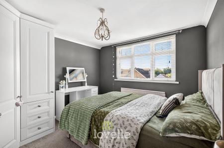3 bedroom Detached house for sale in Woodfield Close, Humberston, DN36