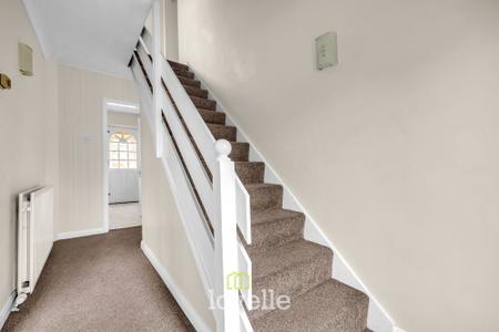3 bedroom Detached house for sale in Churchthorpe, Fulstow, LN11