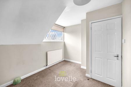 3 bedroom Detached house for sale in Churchthorpe, Fulstow, LN11