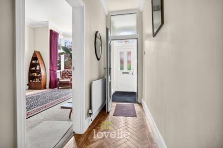2 bedroom Apartment for sale in Albemarle House, Mill Road, DN35