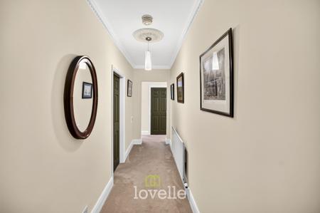 2 bedroom Apartment for sale in Albemarle House, Mill Road, DN35