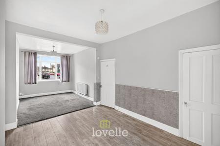 3 bedroom Terraced House for sale in Manchester Street, Cleethorpes, DN35