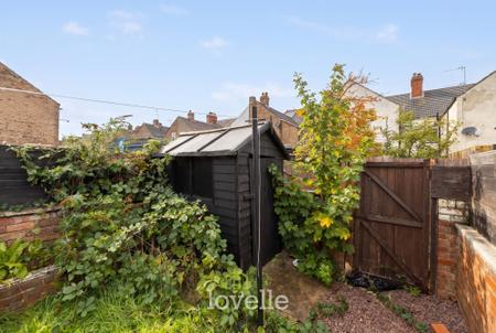 3 bedroom Terraced House for sale in Manchester Street, Cleethorpes, DN35