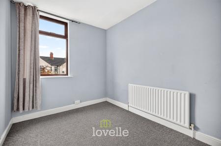 3 bedroom Terraced House for sale in Manchester Street, Cleethorpes, DN35