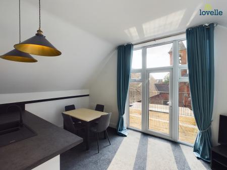 5 bedroom Semi-detached house for sale in Cromwell Street, Lincoln, LN2