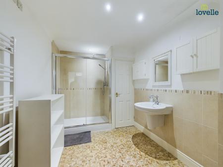 5 bedroom Semi-detached house for sale in Cromwell Street, Lincoln, LN2