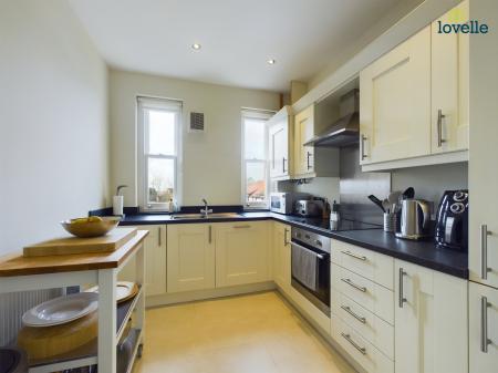 2 bedroom Flat for sale in Rectory Park, Sturton By Stow, LN1