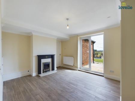 3 bedroom Semi-detached house for sale in Stow Park Road, Stow, LN1