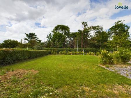 3 bedroom Semi-detached house for sale in Stow Park Road, Stow, LN1