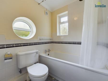 3 bedroom Semi-detached house for sale in Stow Park Road, Stow, LN1