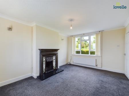 3 bedroom Semi-detached house for sale in Stow Park Road, Stow, LN1
