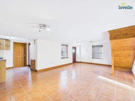 2 bedroom Semi-detached house for sale in High Street, Reepham, LN3