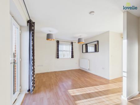 2 bedroom Flat for sale in Moorhen Close, Witham St Hughs, LN6