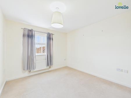 2 bedroom Flat for sale in Moorhen Close, Witham St Hughs, LN6