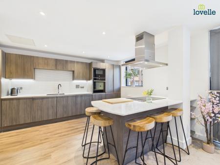 2 bedroom Flat for sale in One The Brayford, Lincoln, LN1