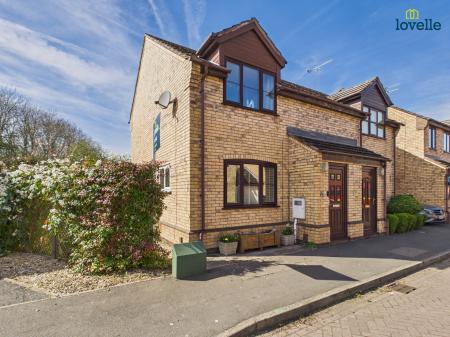 2 bedroom Semi-detached house for sale in The Sidings, Saxilby, LN1