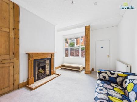 6 bedroom House to let in West Parade, Lincoln