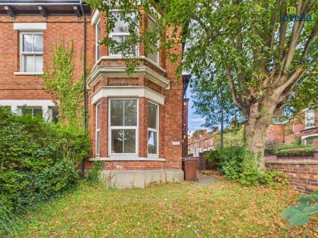 6 bedroom House to let in West Parade, Lincoln
