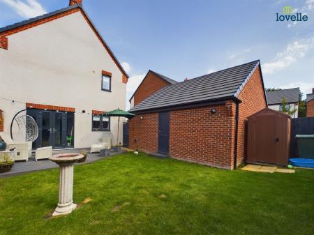 3 bedroom Detached house for sale in Brackenbury Road, Saxilby, LN1