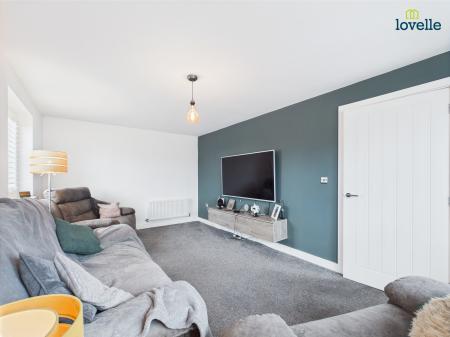 3 bedroom Detached house for sale in Brackenbury Road, Saxilby, LN1