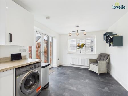 3 bedroom Detached house for sale in Brackenbury Road, Saxilby, LN1