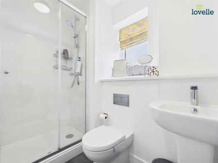 3 bedroom Detached house for sale in Brackenbury Road, Saxilby, LN1