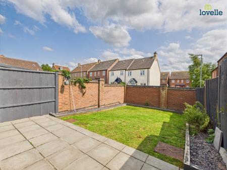 3 bedroom Semi-detached house for sale in Crowder Close, Bardney, LN3