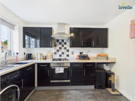 3 bedroom Semi-detached house for sale in Crowder Close, Bardney, LN3