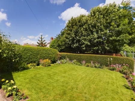 3 bedroom Bungalow for sale in Fleets Road, Sturton By Stow, LN1