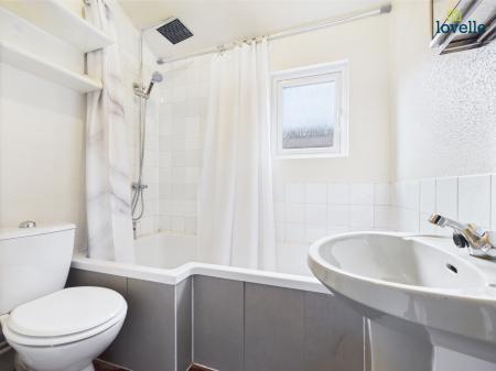 3 bedroom Terraced House for sale in Boultham Avenue, Lincoln, LN5