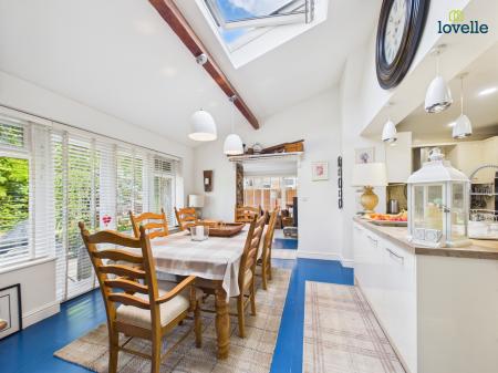 4 bedroom Detached house for sale in Beech Avenue, Nettleham, LN2